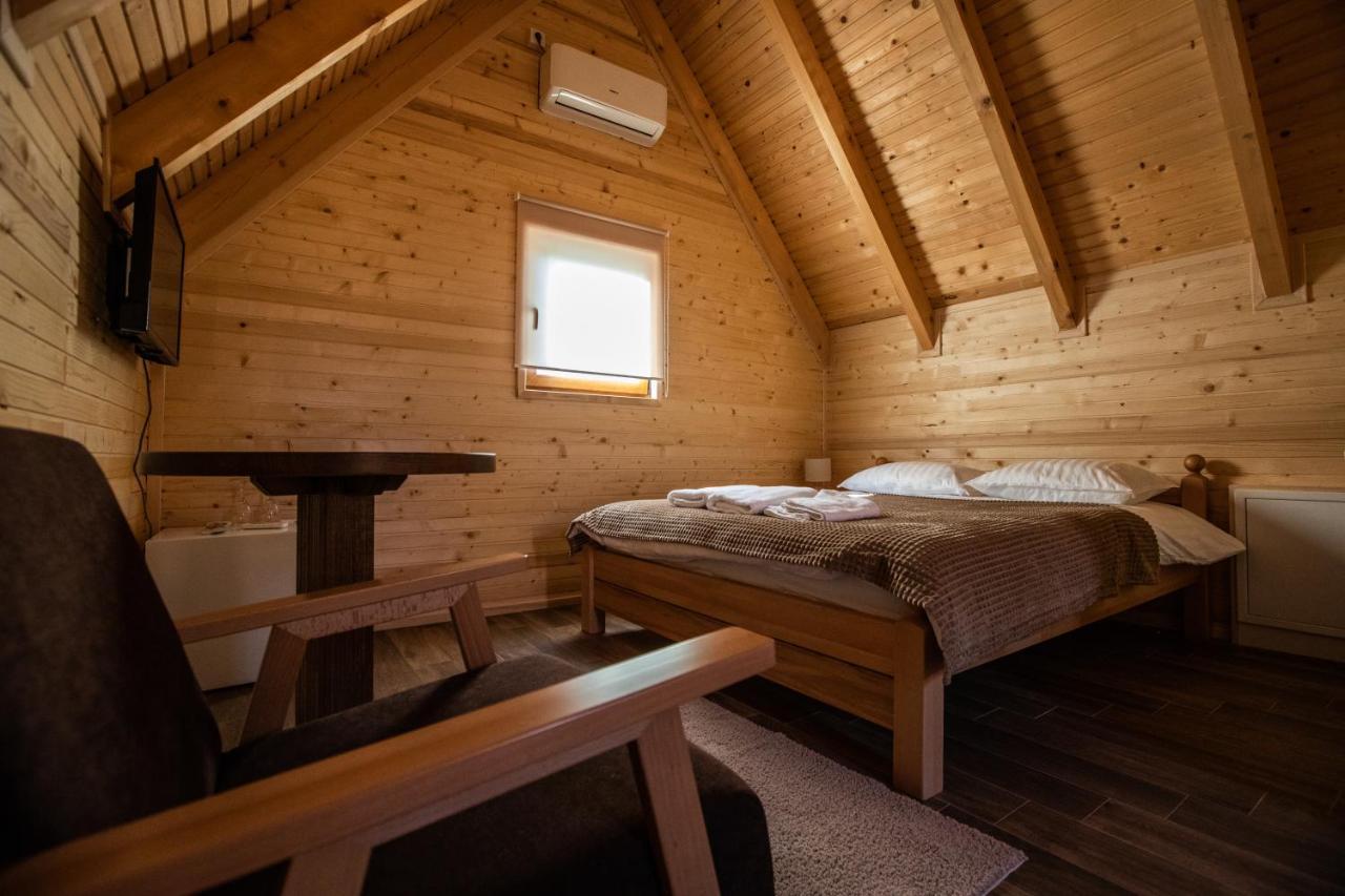 Hotel Babino Brdo Derventa Екстериор снимка