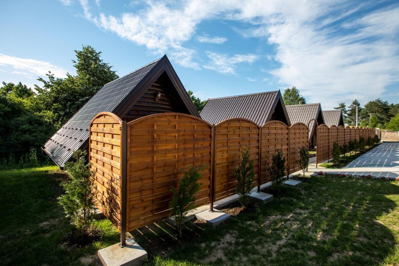Hotel Babino Brdo Derventa Екстериор снимка