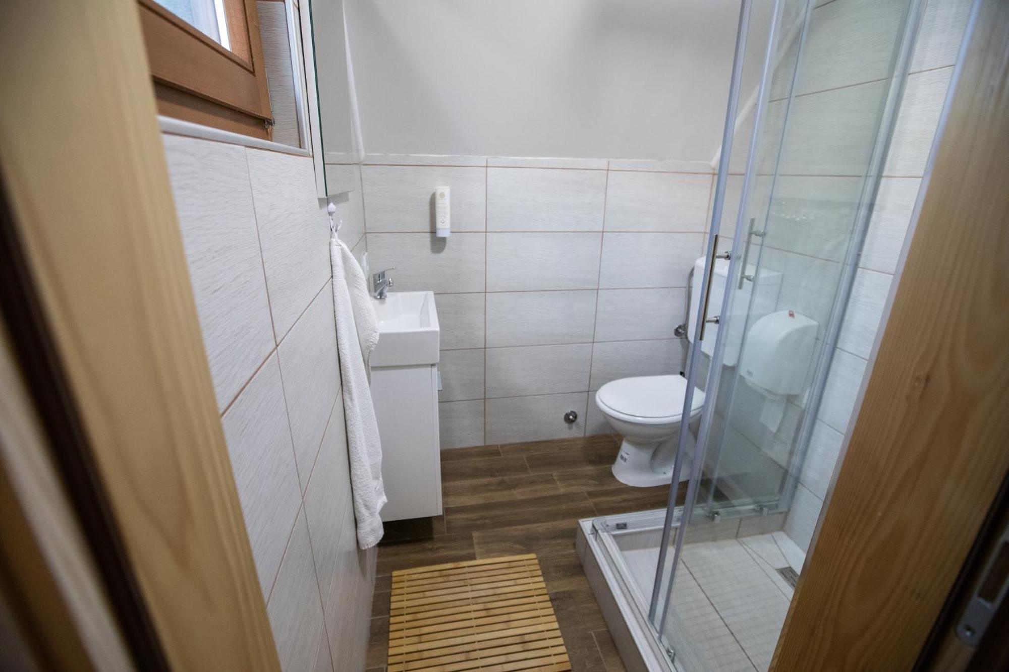 Hotel Babino Brdo Derventa Екстериор снимка