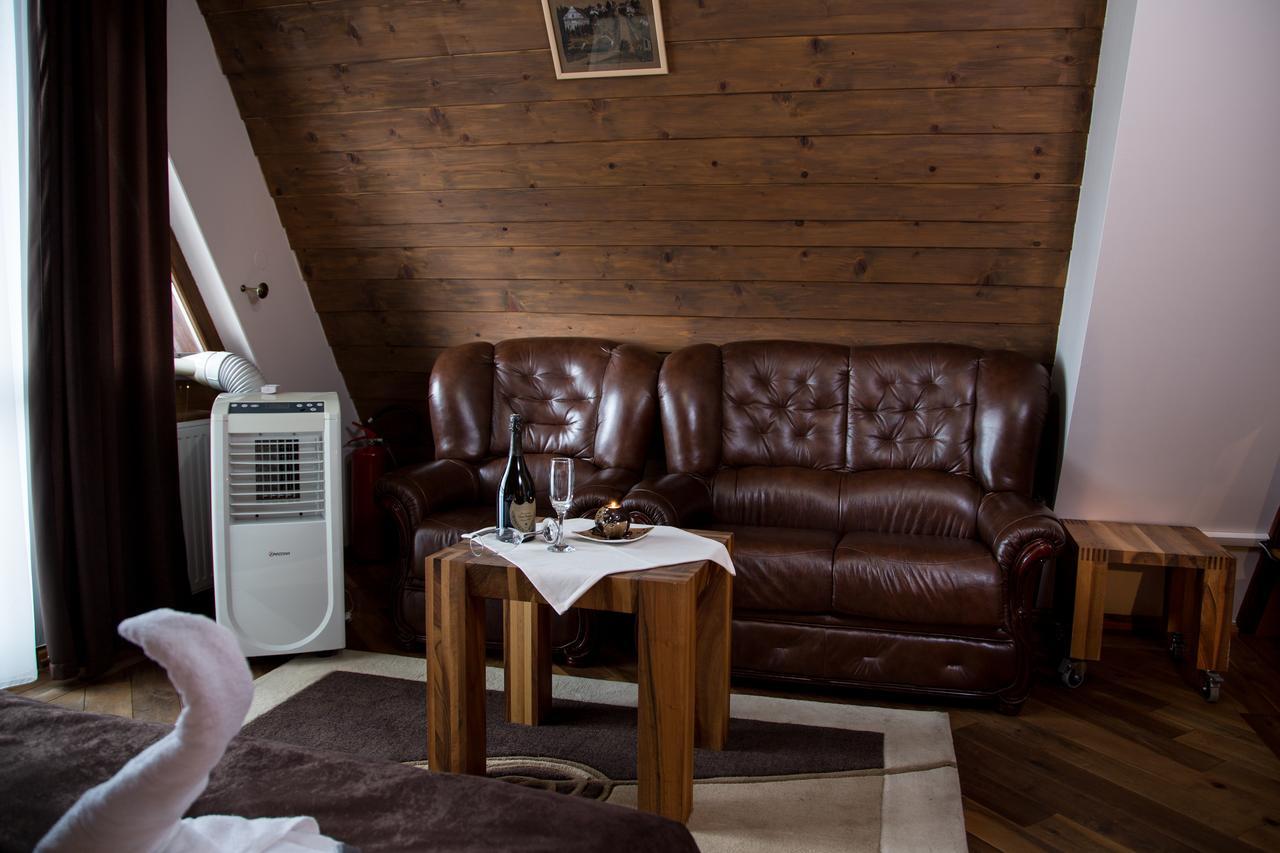 Hotel Babino Brdo Derventa Екстериор снимка