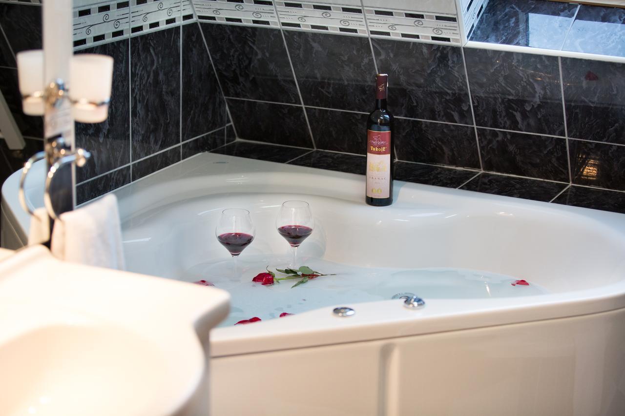 Hotel Babino Brdo Derventa Екстериор снимка