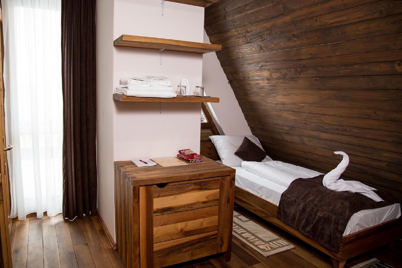 Hotel Babino Brdo Derventa Екстериор снимка