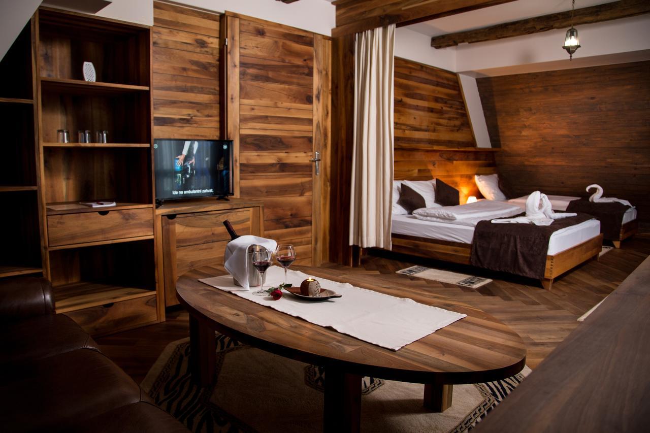 Hotel Babino Brdo Derventa Екстериор снимка