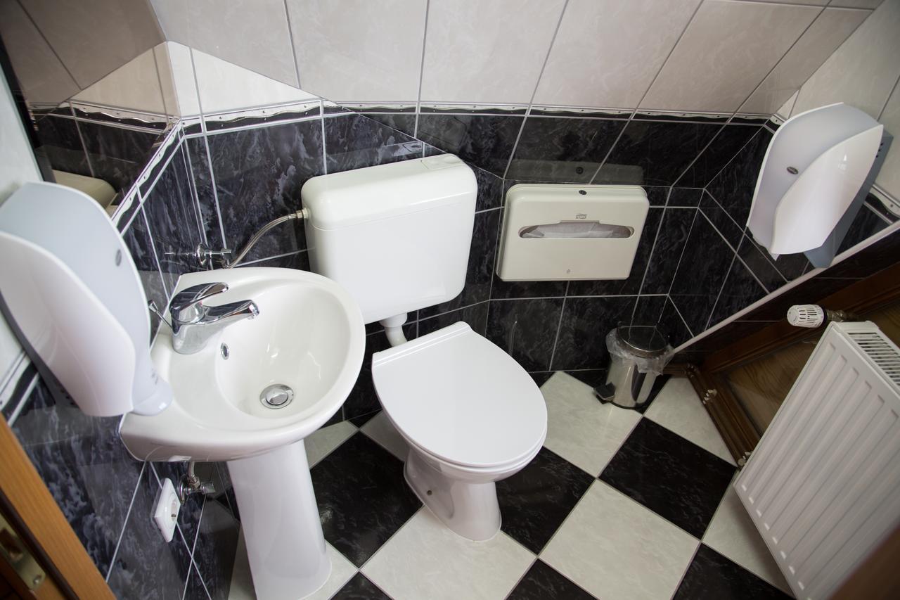 Hotel Babino Brdo Derventa Екстериор снимка