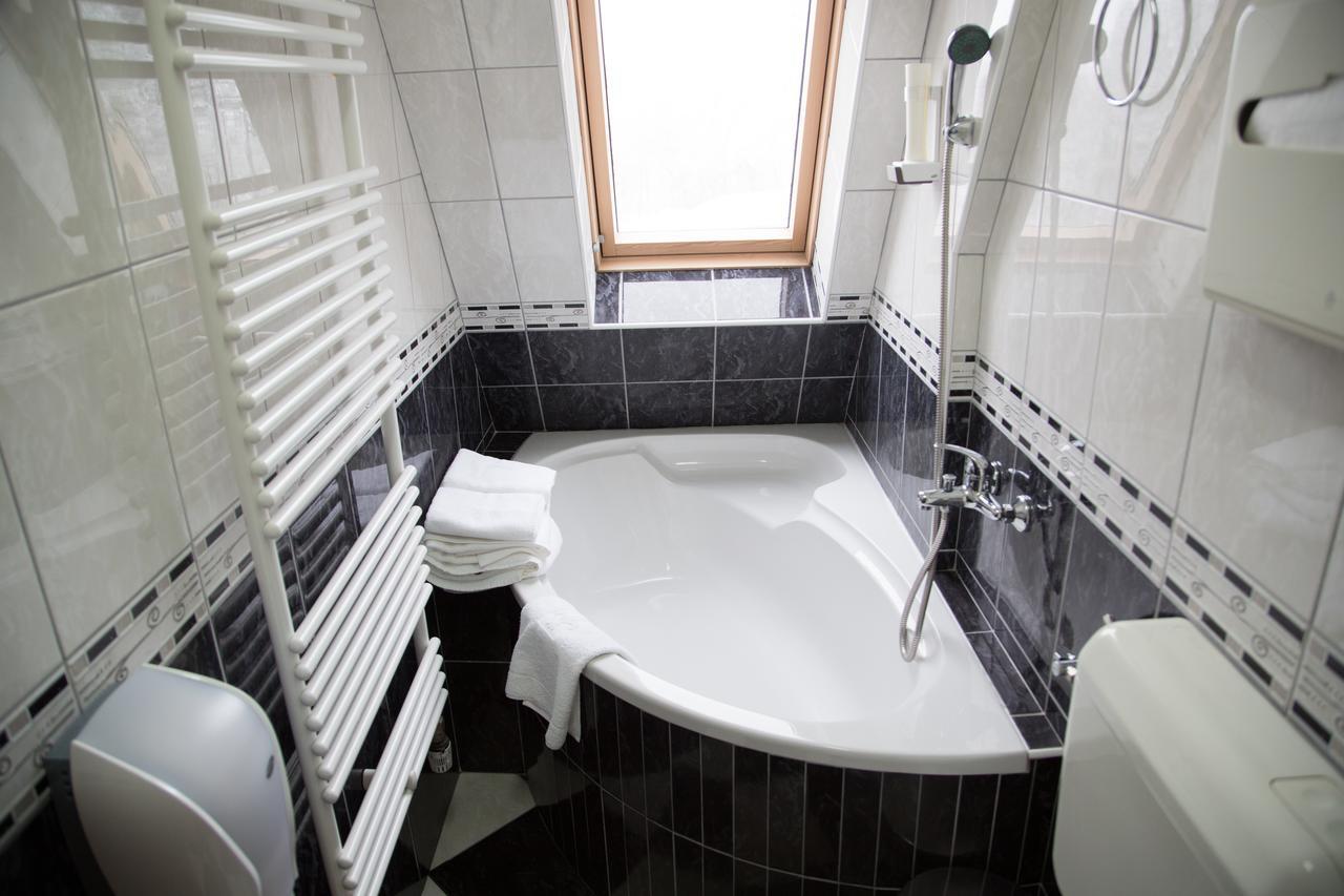 Hotel Babino Brdo Derventa Екстериор снимка