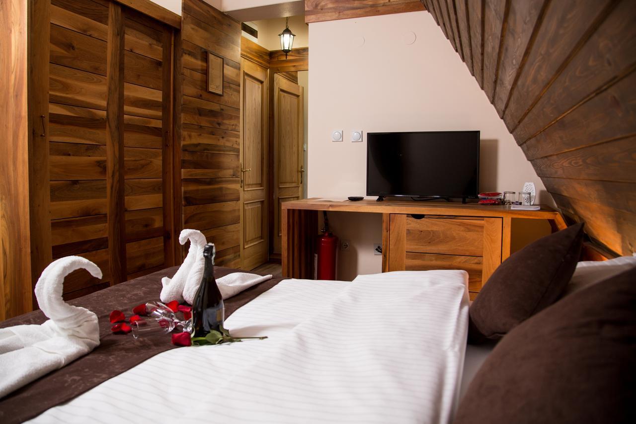 Hotel Babino Brdo Derventa Екстериор снимка