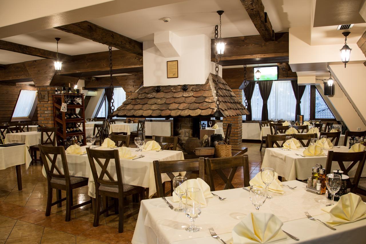 Hotel Babino Brdo Derventa Екстериор снимка